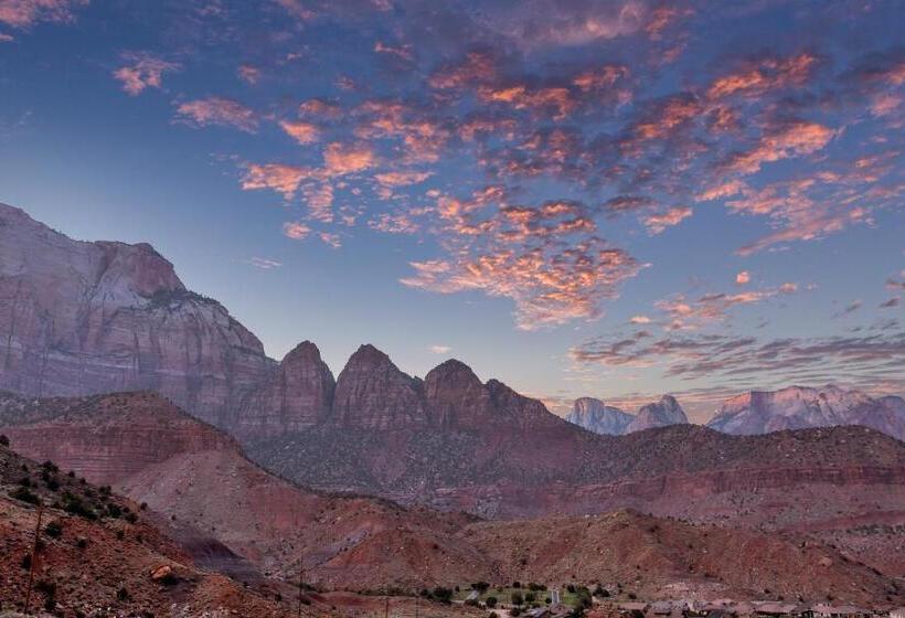 منزل غرفة نوم واحدة, Red Rock Inn Cottages