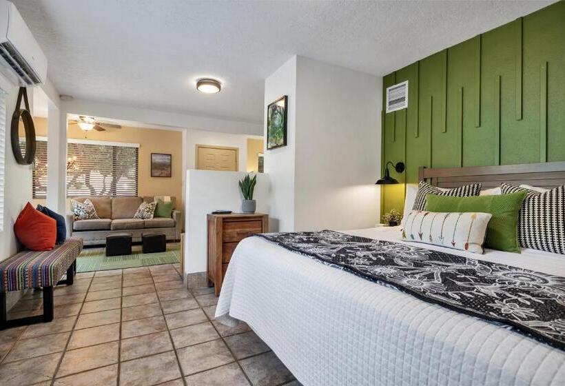 جناح ديلوكس, Red Rock Inn Cottages