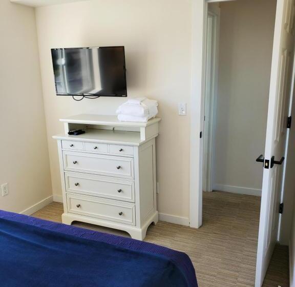 جناح جونيور مطلّ علي البحر, Moonstone Beach Motel