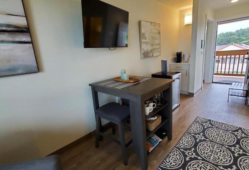 إستوديو ديلوكس, Moonstone Beach Motel