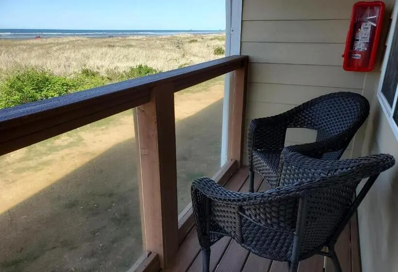 スイート, Moonstone Beach Motel
