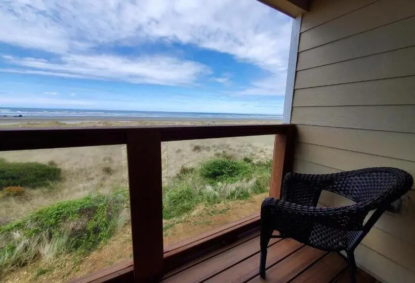デラックススイート, Moonstone Beach Motel