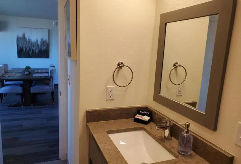 ２ベッドスイートルーム, Moonstone Beach Motel