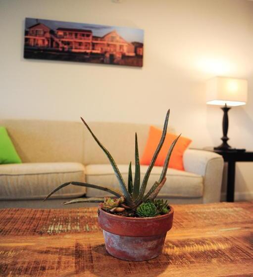 جناح جونيور مطلّ علي البحر, Moonstone Beach Motel