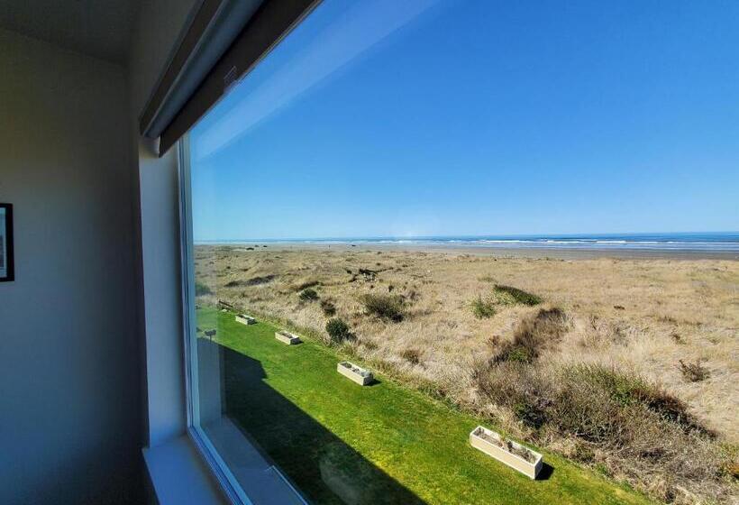 جناح جونيور مطلّ علي البحر, Moonstone Beach Motel