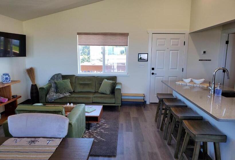 جناح غرفتين نوم, Moonstone Beach Motel