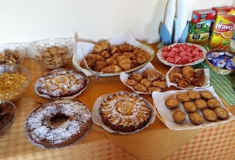 غرفة قياسية, Villa Arneide