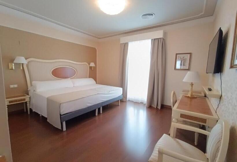 Номер Superior, Bossh Alicia