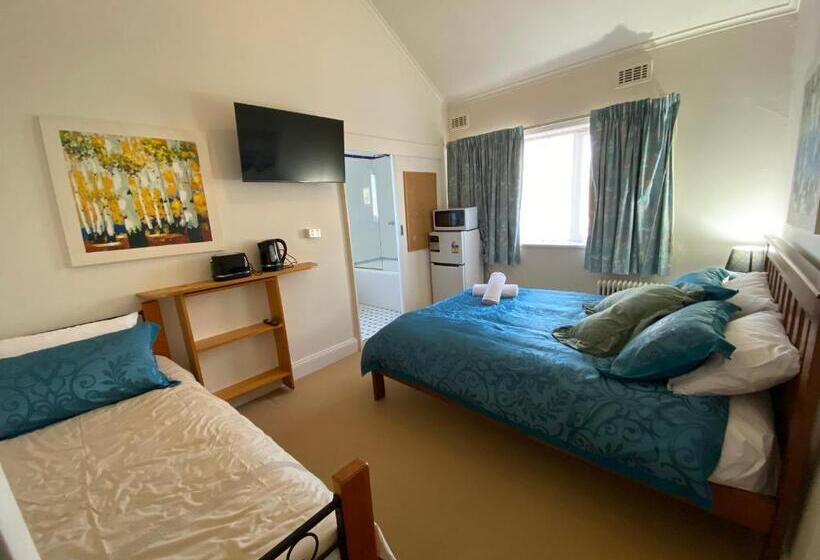 اتاق لوکس سه تخته, Ellstanmor Guesthouse Cooma