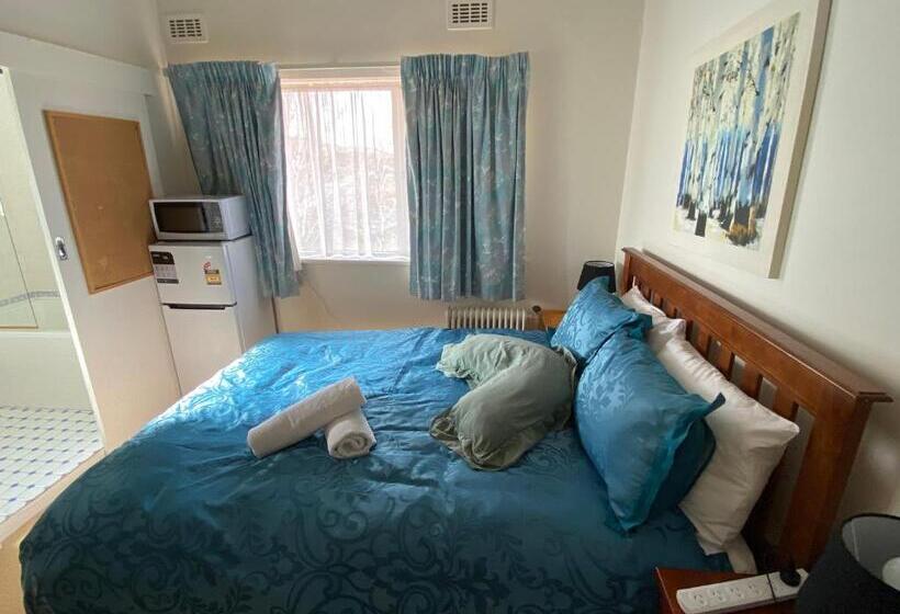 اتاق لوکس سه تخته, Ellstanmor Guesthouse Cooma