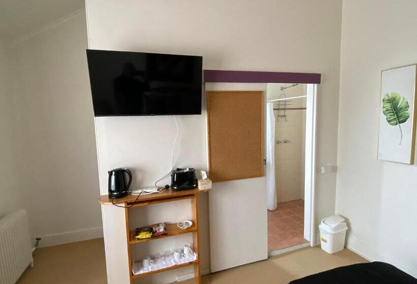 اتاق لوکس سه تخته, Ellstanmor Guesthouse Cooma