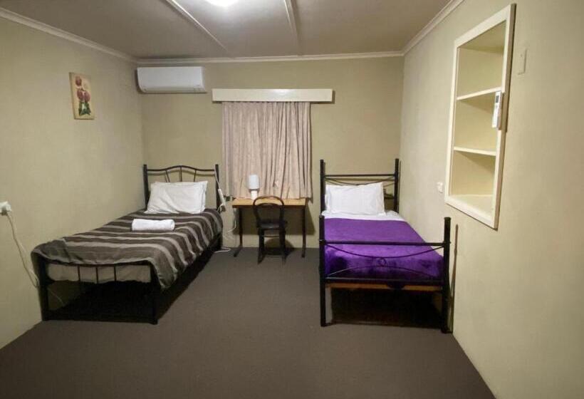 سوییت خانوادگی, Ellstanmor Guesthouse Cooma