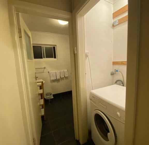 سوییت خانوادگی, Ellstanmor Guesthouse Cooma