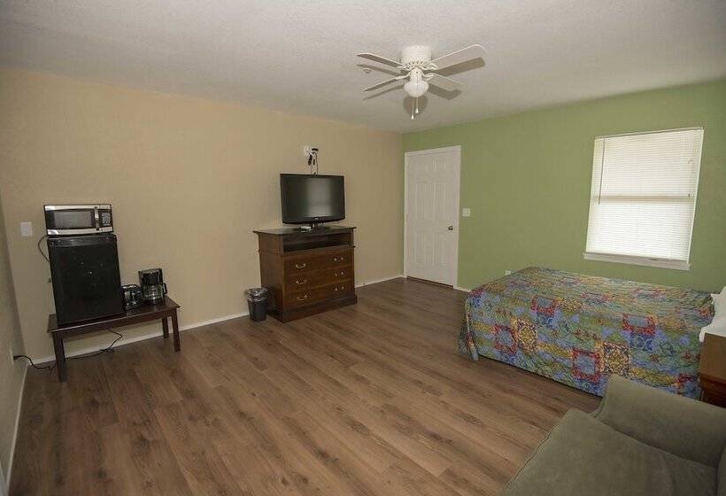 غرفة قياسية, Avon Motel