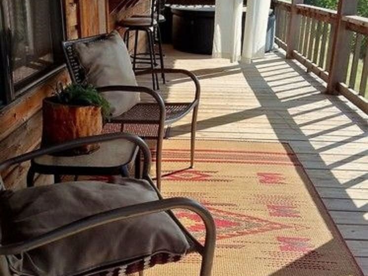 קוטג' דלוקס, City On A Hill At Spring Creek