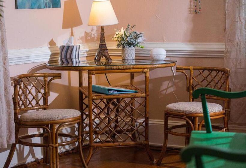 キングサイズベッドのスイートルーム, West Park Gardens