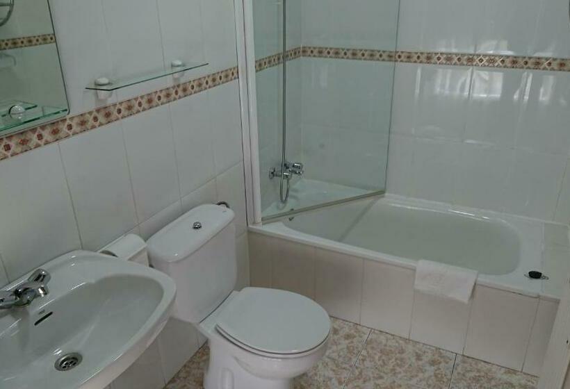 اتاق استاندارد با بالکن, Avenida