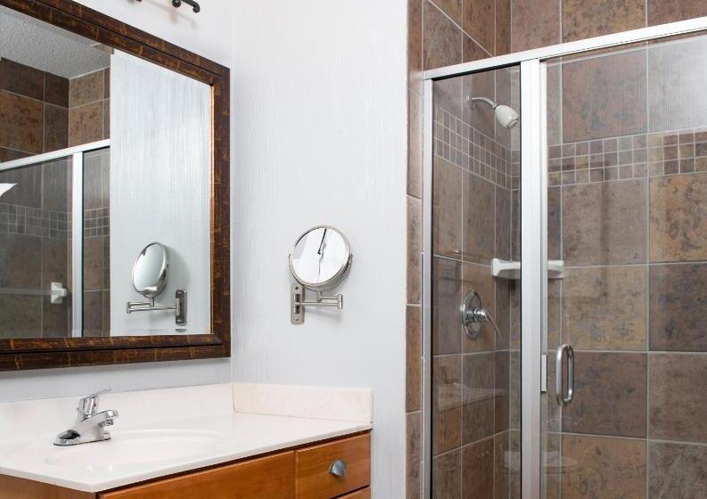 스위트, Club Wyndham Glacier Canyon