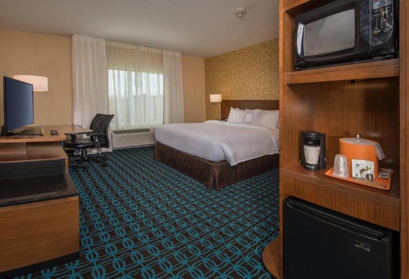 غرفة قياسية سرير كينج, Fairfield Inn & Suites By Marriott Washington