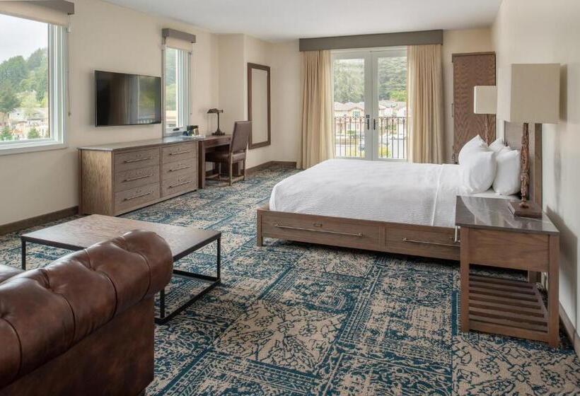 스위트 킹사이즈 침대, Four Points By Sheraton Santa Cruz Scotts Valley