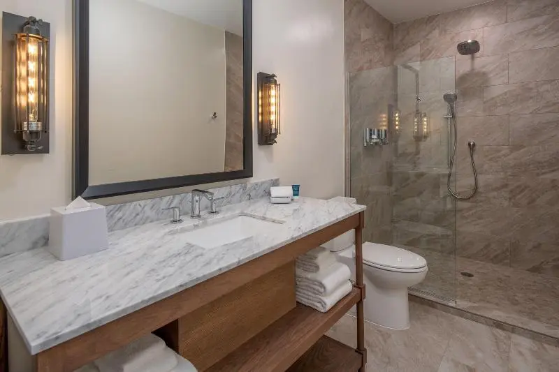Standard-huone King-vuode, Four Points By Sheraton Santa Cruz Scotts Valley