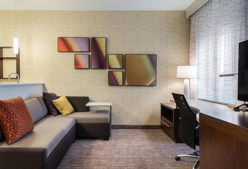 带大床的标准工作室, Residence Inn By Marriott Dallas Plano/richardson At Coit Rd