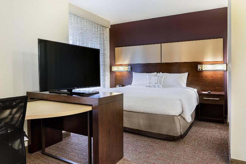 带大床的标准工作室, Residence Inn By Marriott Dallas Plano/richardson At Coit Rd