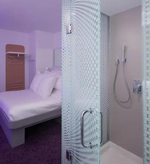 اتاق پرمیوم, Yotel Boston