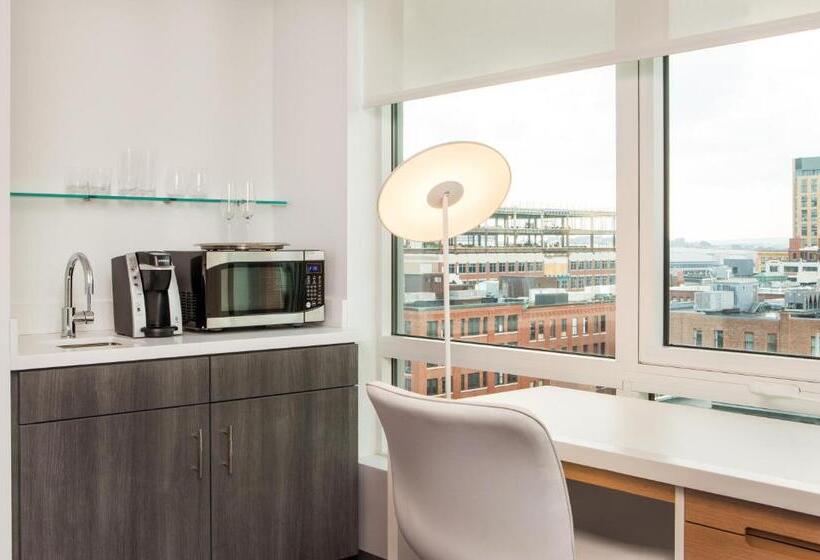 Suite, Yotel Boston