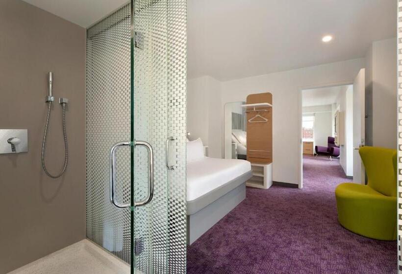 스위트, Yotel Boston