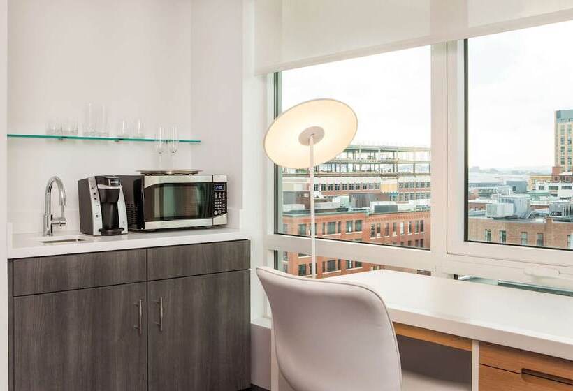 스위트, Yotel Boston