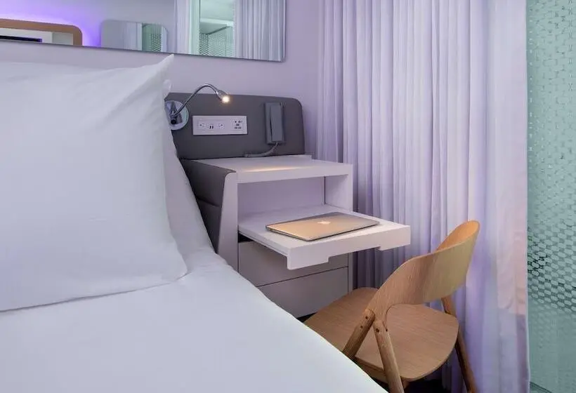 اتاق پرمیوم, Yotel Boston