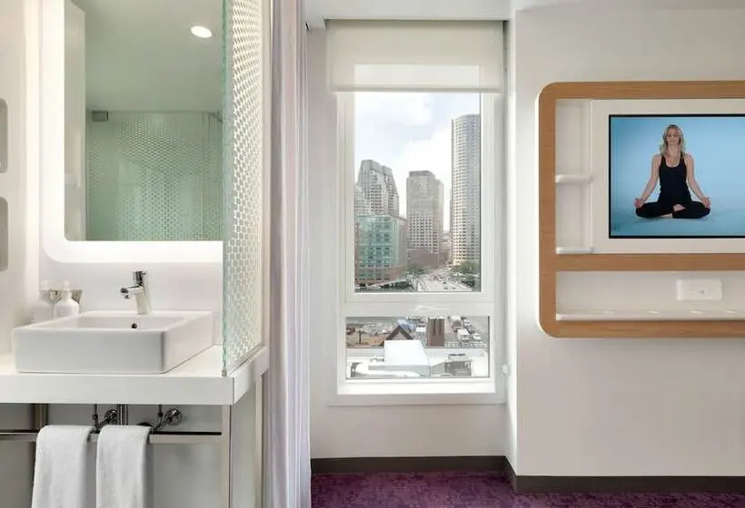 اتاق پرمیوم, Yotel Boston