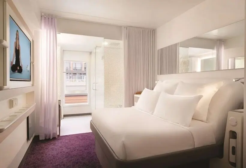 اتاق پرمیوم, Yotel Boston