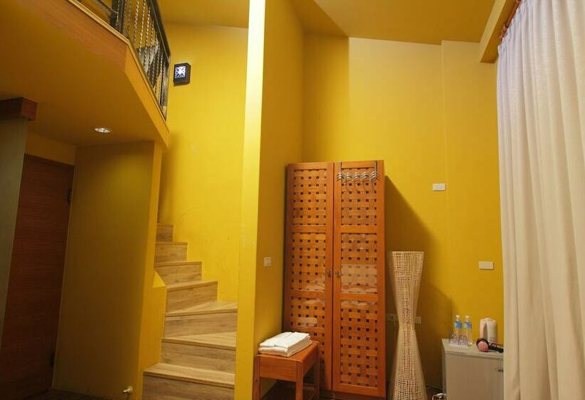 اتاق استاندارد چهار تخته, Sanyi Sakura Resort