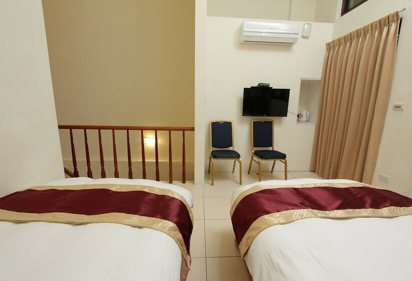 اتاق استاندارد چهار تخته, Sanyi Sakura Resort