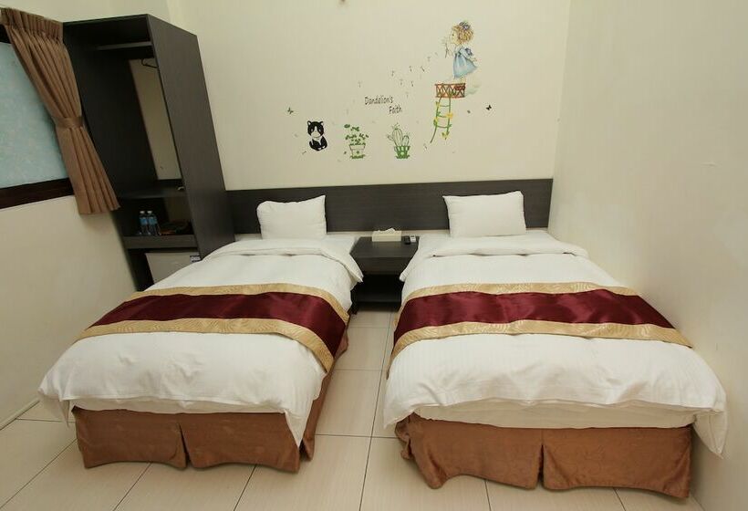 اتاق استاندارد چهار تخته, Sanyi Sakura Resort