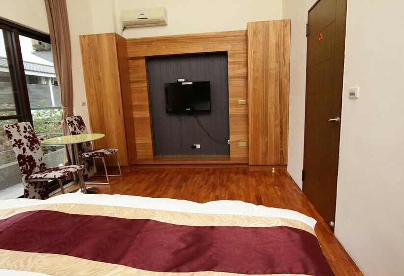 اتاق استاندارد چهار تخته, Sanyi Sakura Resort