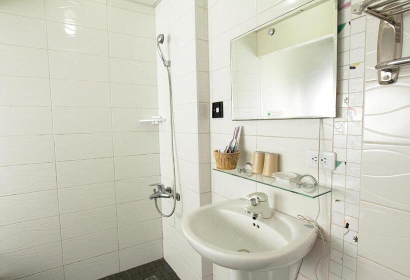 اتاق استاندارد, Sanyi Sakura Resort