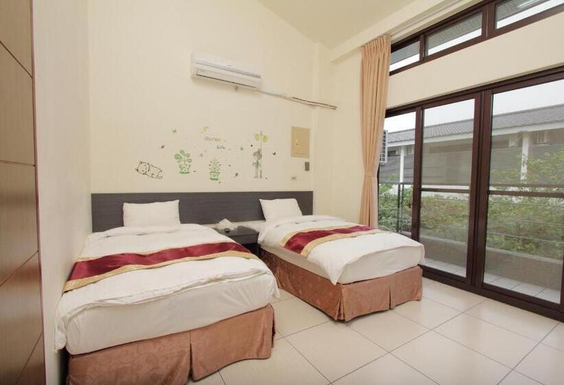 اتاق استاندارد با بالکن, Sanyi Sakura Resort