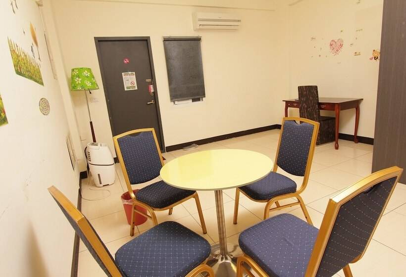 اتاق استاندارد چهار تخته, Sanyi Sakura Resort