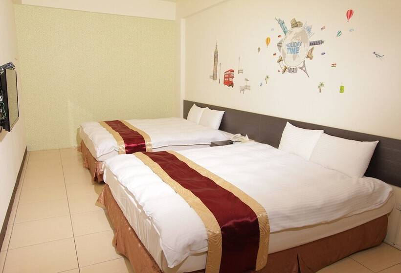 اتاق استاندارد چهار تخته, Sanyi Sakura Resort