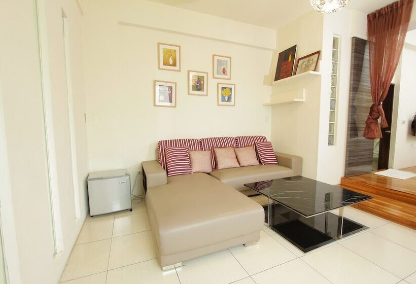 اتاق استاندارد چهار تخته, Sanyi Sakura Resort