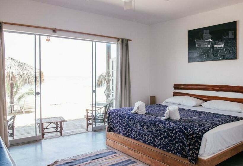 سوییت جونیور با چشمانداز دریا, Baja Canoas