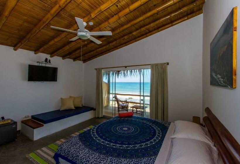 سوییت جونیور با چشمانداز دریا, Baja Canoas