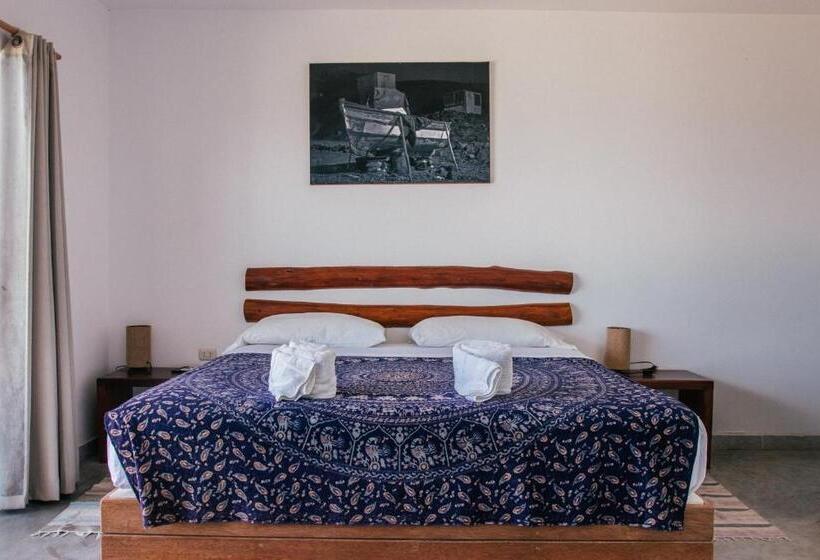 سوییت جونیور با چشمانداز دریا, Baja Canoas