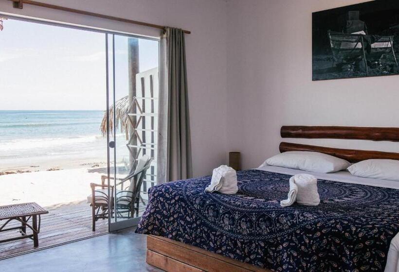 سوییت جونیور با چشمانداز دریا, Baja Canoas