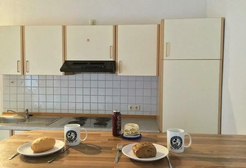 バス共有のスタンダードルーム, Bett4you Pinneberg  Prisdorf