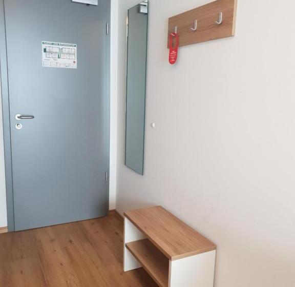 スタンダードトリプルルーム, Easy Sleep Apartment