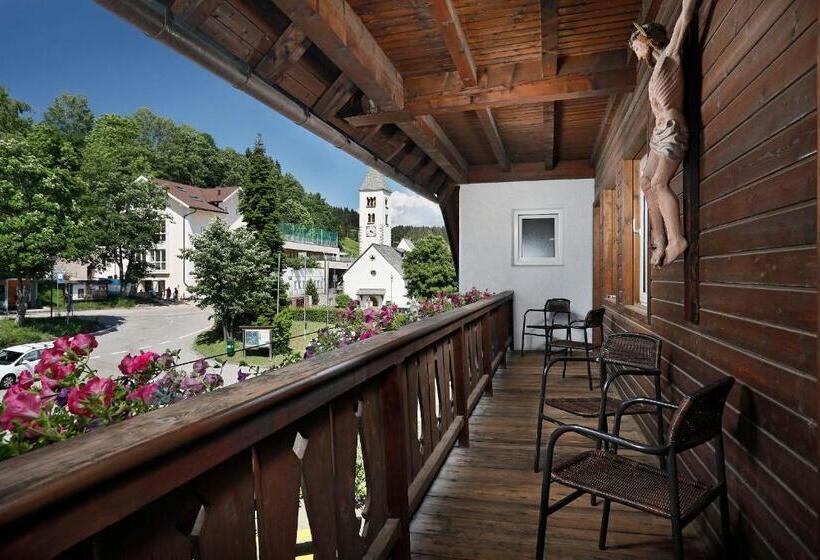 Номер Стандарт Трехместный, Gasthof Mesnerwirt